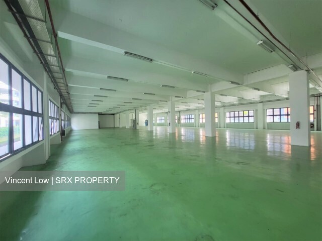 Tampines B2 Whole Building Near Tampines Safra (D18), Factory #362207401